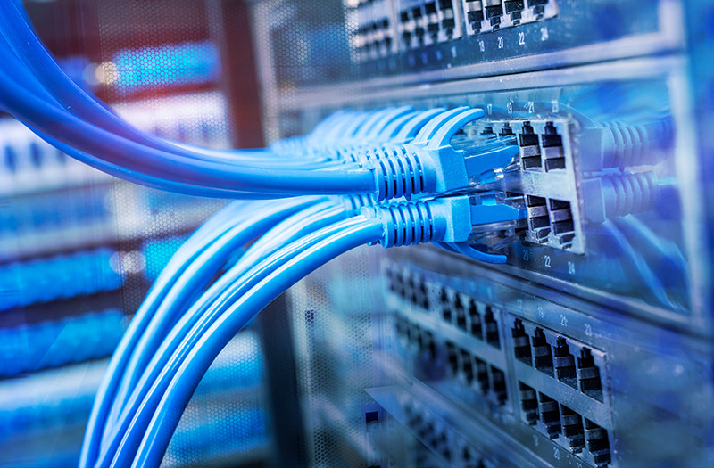 Graphic representation of Ethernet ports connected to a computer device